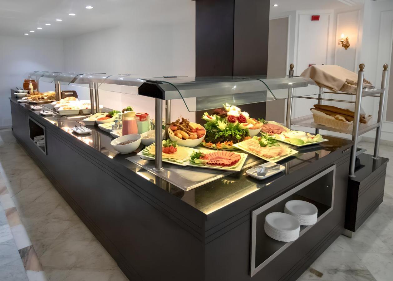 Hotel El Oumara 3*